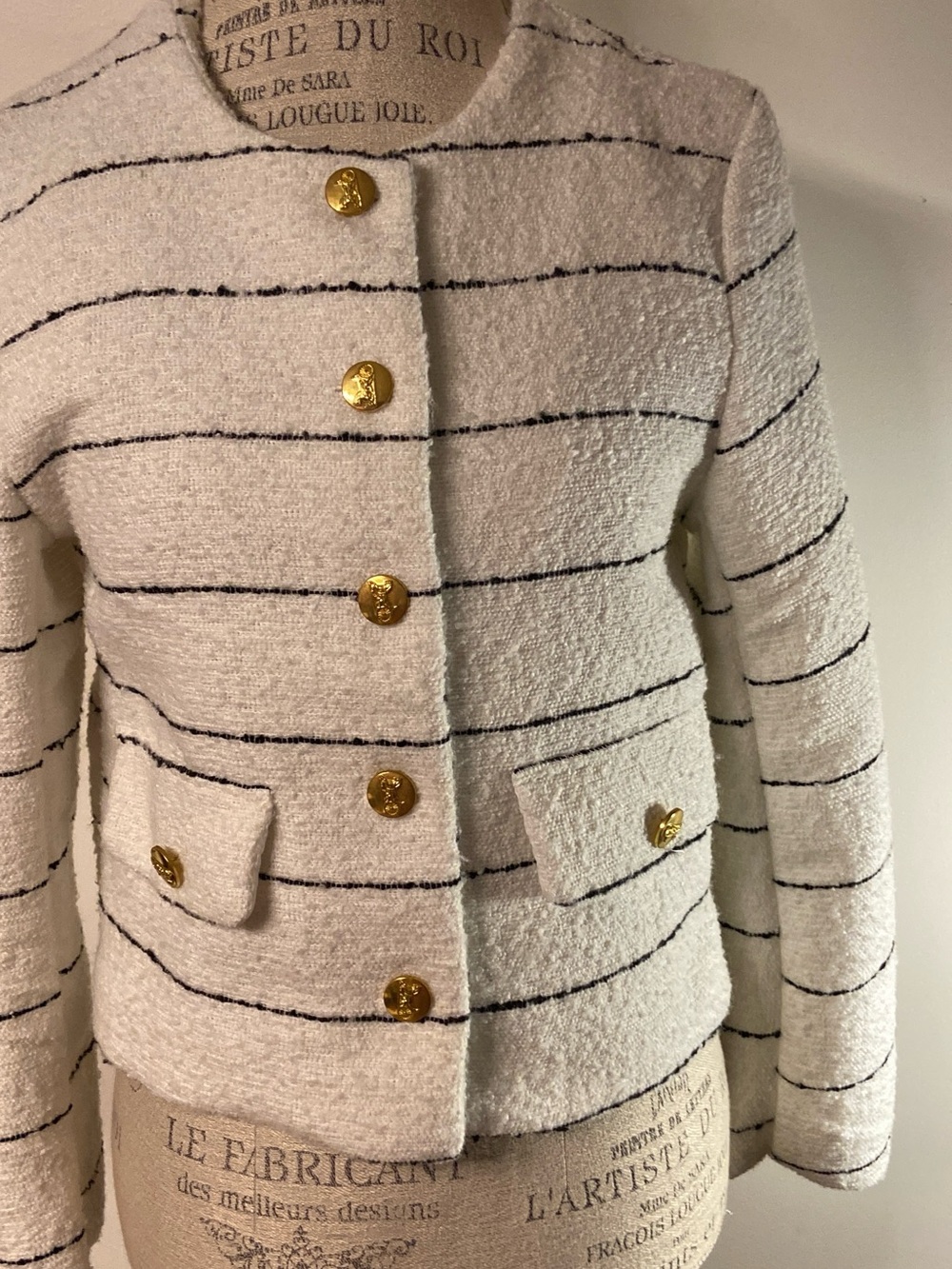 Cream Bouclé Striped Jacket with Gold Buttons s-m